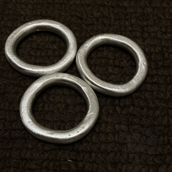 Chunky handmade set of 3 sterling silver rings - Picture 6 of 17